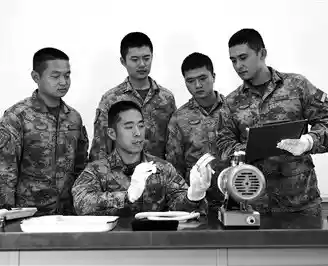 凝聚每份力量，铸就钢铁长城