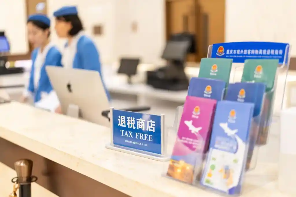 汉服出圈AI引路:暑期入境游掀起文化新热潮