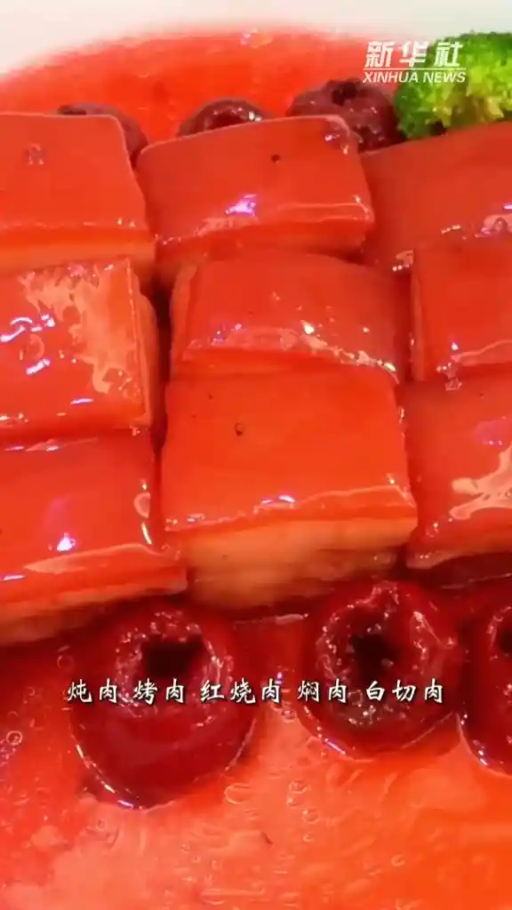 秋意初临:云收夏色,叶动新声