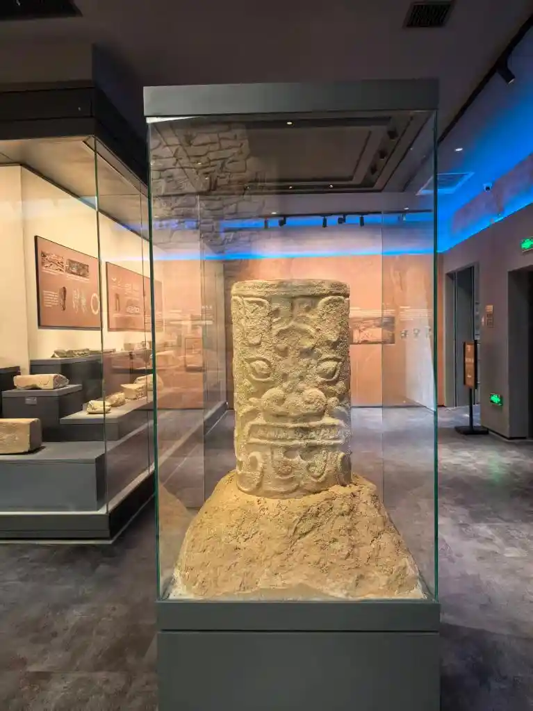 黄土深处的文明密码:石峁遗址揭开中华文明新篇章