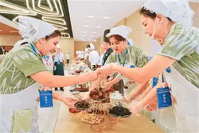 药膳焕新颜 致富有妙招